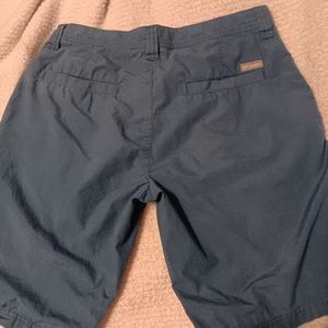 Columbia Cargo Shorts Men’s 30W 10L